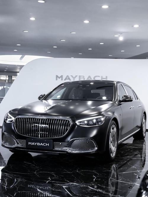 重庆142岚图汽车的售后服务让用户无忧出行，迈巴赫未来的豪华车趋势